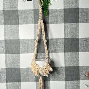 Macrame With white Planter